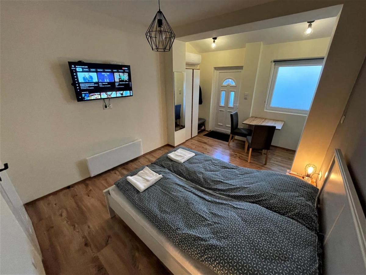 Hanna Apartman Debrecen Ngoại thất bức ảnh